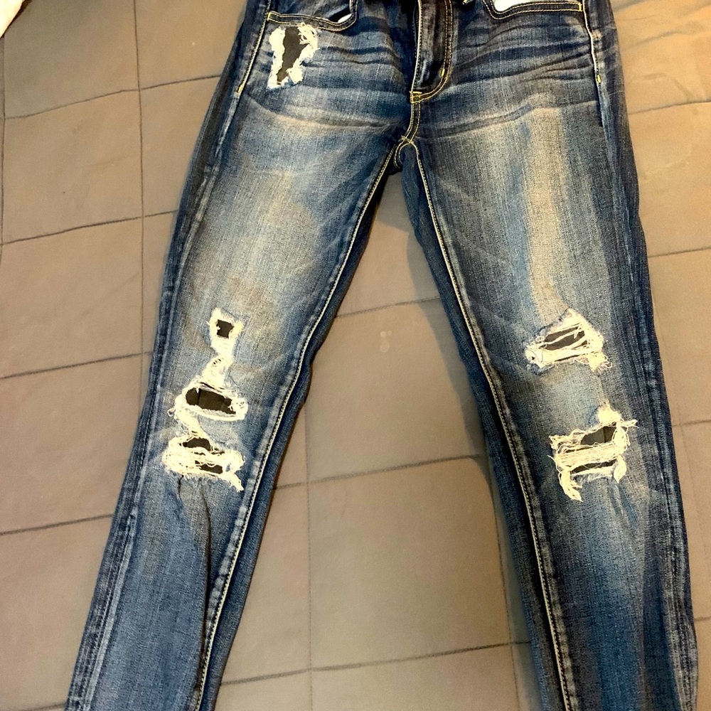 Distress Jeans